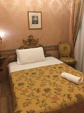 Hotel Des Epoques Róma Kültér fotó
