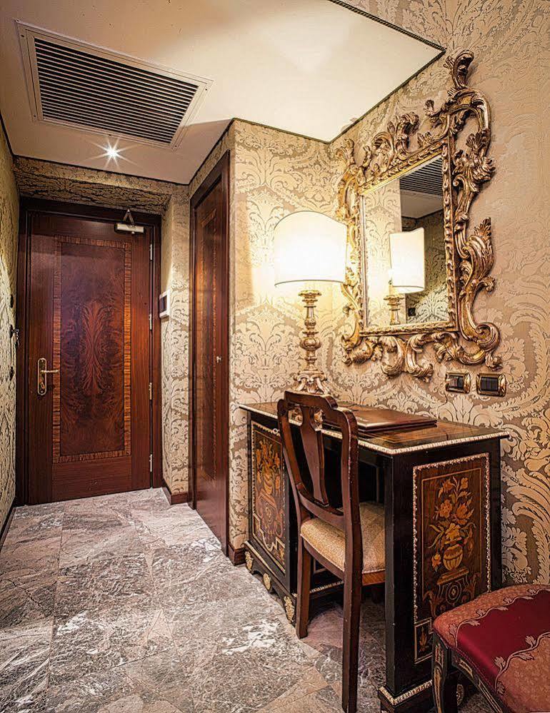 Hotel Des Epoques Róma Kültér fotó